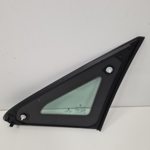 Mercedes Benz V-Class 447 (2014–2026) Front body quarter glass A4476734300 - 3