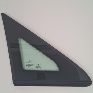 Mercedes Benz V-Class 447 (2014–2026) Front body quarter glass A4476734300 - 4
