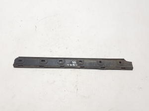   Rear bumper bracket 