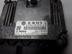 Volkswagen Tiguan (2007–2016) Motorsteuergerät 03L906018FA - 2