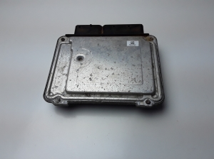 Volkswagen Tiguan (2007–2016) Motorsteuergerät 03L906018FA - 3