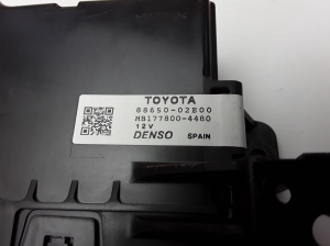 TOYOTA Auris E18 (2012–2018) Conditioner control module 8865002E00 - 2