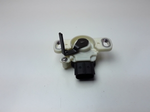 TOYOTA Auris E18 (2012–2018) Brake pedal switch 8951047050 - 2
