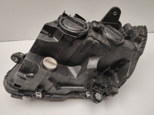 Mercedes Benz C-Class 205 (2014–2021) Esituli A2058200861 - 2