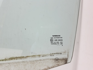 NISSAN Pulsar N17 (2013–2017) Priekšējo durvju stikls H03013ZL0A - 3