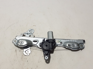 NISSAN Pulsar N17 (2013–2017) Rear side door window regulator 827013ZL0A - 2
