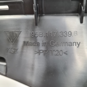 Porsche Macan (2014–2026) Luftleitblech für den Ladeluftkühler 95B117339B - 3
