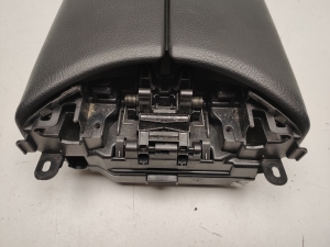 Mercedes Benz C-Class 205 (2014–2021) Keskkonsool A2056800096 - 5