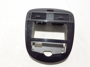   Dashboard trim  - 682623ZL0A 