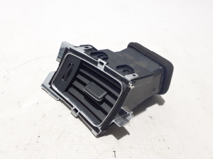 NISSAN Pulsar N17 (2013–2017) Dashboard air vent grilles 687613ZL0A - 3