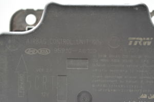 Hyundai i30 (2011–2017) Airbag module 95910A6100 - 4