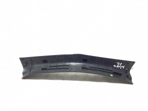 NISSAN Pulsar N17 (2013–2017) Inner sill trim 769B63ZL0A - 2