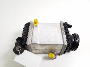 BMW 5 SERIES G30 (2016–2026) Vahejahuti radiaator 8619391 - 2