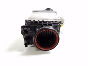 BMW 5 SERIES G30 (2016–2026) Vahejahuti radiaator 8619391 - 4