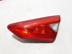   Tail light on trunk lid  - 265503ZL5A 