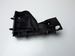  Front bumper bracket 