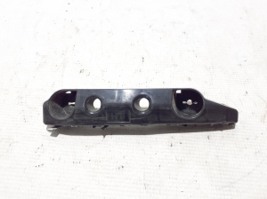   Front bumper bracket  - 622253ZL0A 