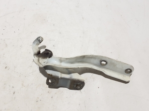 Charnière de capot moteur - 654013DN0A