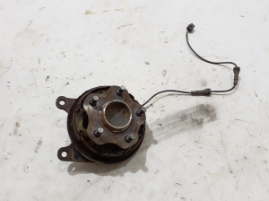 NISSAN Pulsar N17 (2013–2017) Rear wheel hub 432023ZL0A - 2