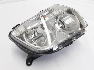 Dacia Duster (2010–2017) Esituli 260100067R - 2