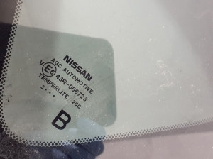 NISSAN Pulsar N17 (2013–2017) Rear quarter glass 833013ZL1A - 3
