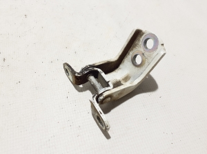 NISSAN Pulsar N17 (2013–2017) Rear side door lower hinge - 5