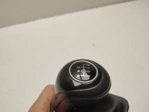 Mercedes Benz C-Class 205 (2014–2021) Käigukangi nupp A2052670200 - 5