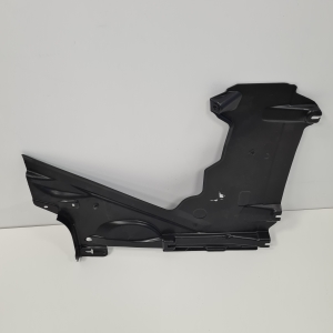 AUDI A5 (2016–2026) Unterbodenschutz 8W8825216A - 3