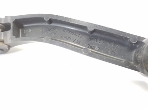 Maserati Ghibli (2013–2026) Windshield wiper arm 670001643 - 3