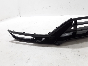  Front bumper lower grille 