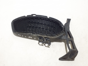  Front bumper lower grille 