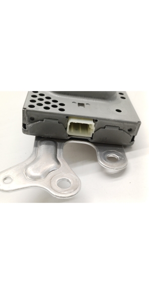 Tesla Model 3 3 (2016–2024) Control unit 1079755-00-D - 4