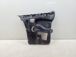 Rear bumper bracket - 7384465
