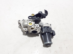  EGR valve 