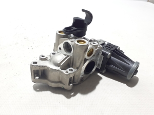  EGR valve 