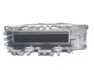 Volkswagen Golf III (1991–1997) Engine control unit 037906258AQ  0261203729\730 - 3