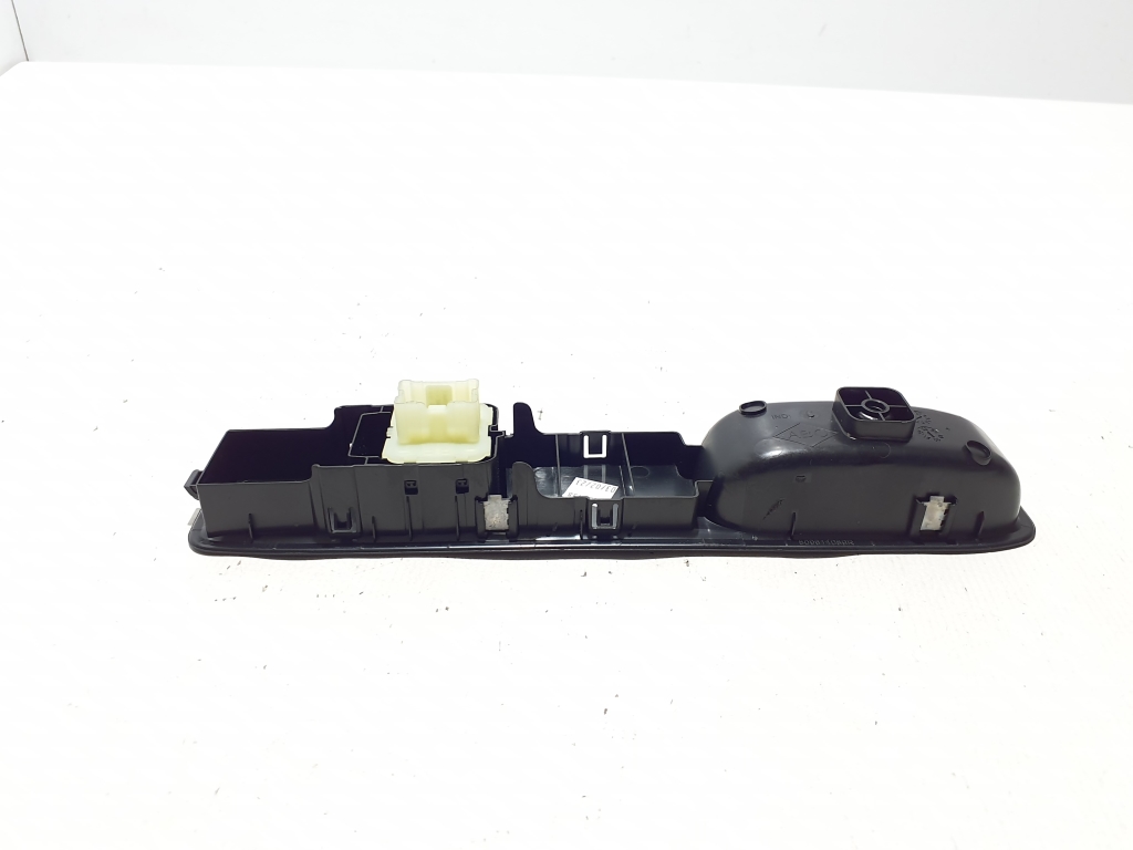 RENAULT Clio 4 generation (2012-2020) Front Right Door Window Switch 254118044R 23316417