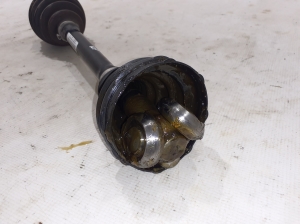 VOLVO XC90 (2015–2024) Front drive shaft and its parts 31325852 - 2