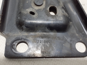 VOLVO V60 (2018–2026) Front subframe bracket 32216401 - 3