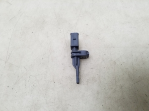 Volkswagen Golf VIII (2019–2026) ABS-Sensor vorne 10071140124