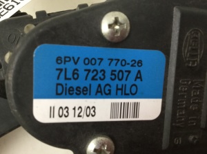 Volkswagen Touareg I (2002–2010) Accelerator pedal 7L6723507A - 2