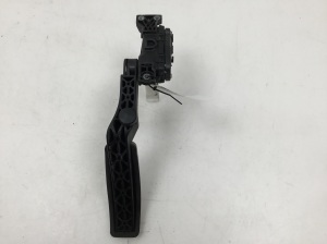 Volkswagen Touareg I (2002–2010) Accelerator pedal 7L6723507A - 3
