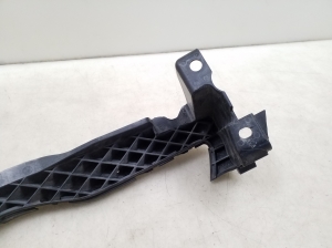 Subaru Legacy IV (2003–2009) Esitule kinnitus - 4