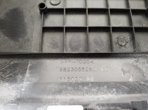 Citroen C3 Aircross (2017–2026) Batteriehalter 9823055280 - 2