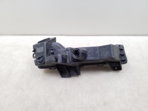 Tesla Model 3 3 (2016–2024) Front-Nebelscheinwerfer 162479700A - 6