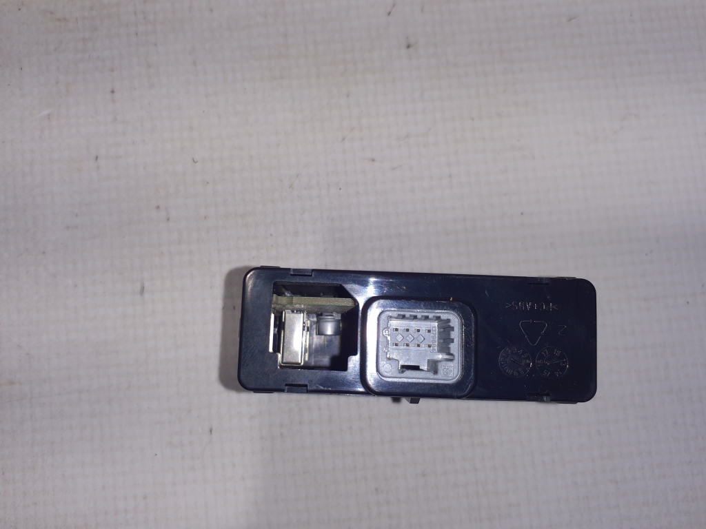 RENAULT Talisman 1 generation (2012-2024) Additional Music Player Connectors 280239684R 23086691