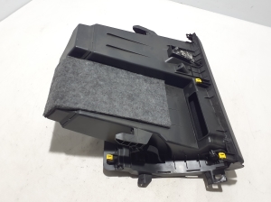 RENAULT Talisman II (2015–2026) Kindalaegas 685009940R - 2