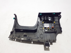 RENAULT Talisman II (2015–2026) Other dashboard part 689211907R - 2
