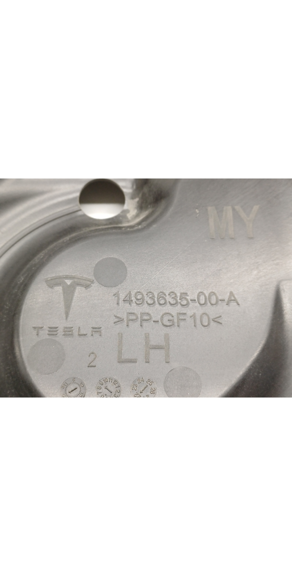 TESLA Model Y 1 generation (2020-2024) Bremseskiveplate bak 1493635-00-A 23093713