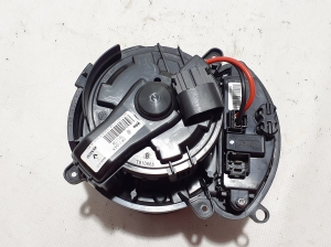 RENAULT Talisman II (2015–2026) Salongi puhuri mootor 272109102R - 2